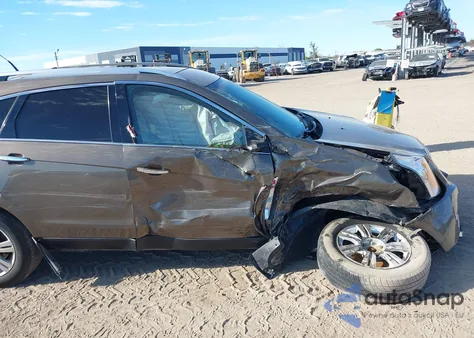 2014 Cadillac Srx Luxury Collection z USA, uszkodzony, nr VIN 3GYFNBE34ES666413